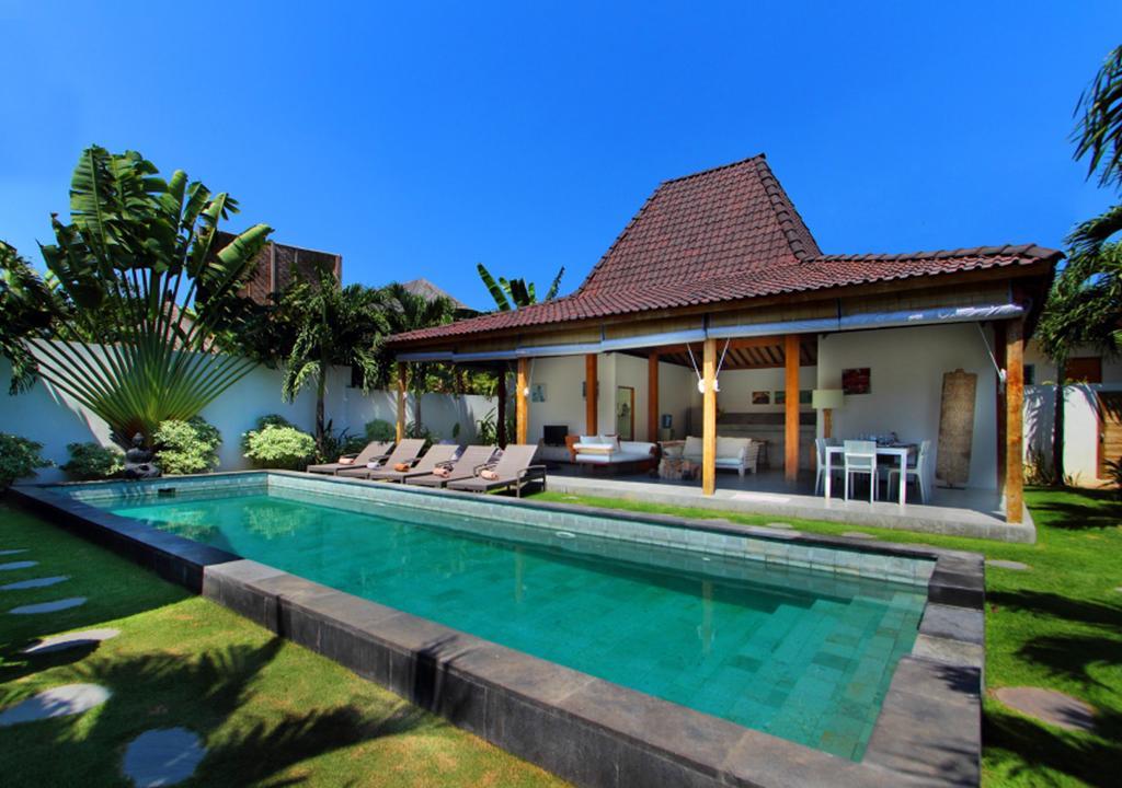 Villa Tinn Tamm By Optimum Bali Villas เซมินยัค ภายนอก รูปภาพ